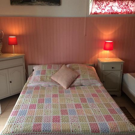 Chez Mamie Bed and Breakfast Les Avirons Εξωτερικό φωτογραφία