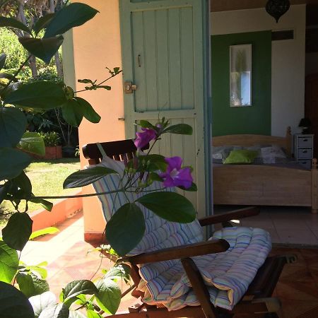 Chez Mamie Bed and Breakfast Les Avirons Εξωτερικό φωτογραφία