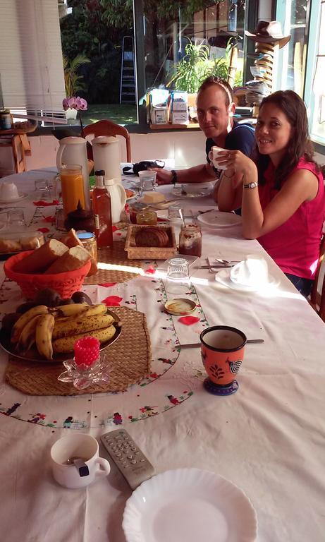 Chez Mamie Bed and Breakfast Les Avirons Εξωτερικό φωτογραφία