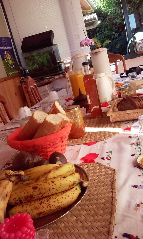 Chez Mamie Bed and Breakfast Les Avirons Εξωτερικό φωτογραφία