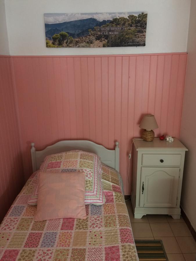 Chez Mamie Bed and Breakfast Les Avirons Εξωτερικό φωτογραφία